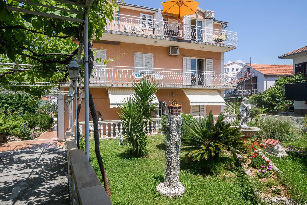 Vikeli Apartment Trogir Ngoại thất bức ảnh