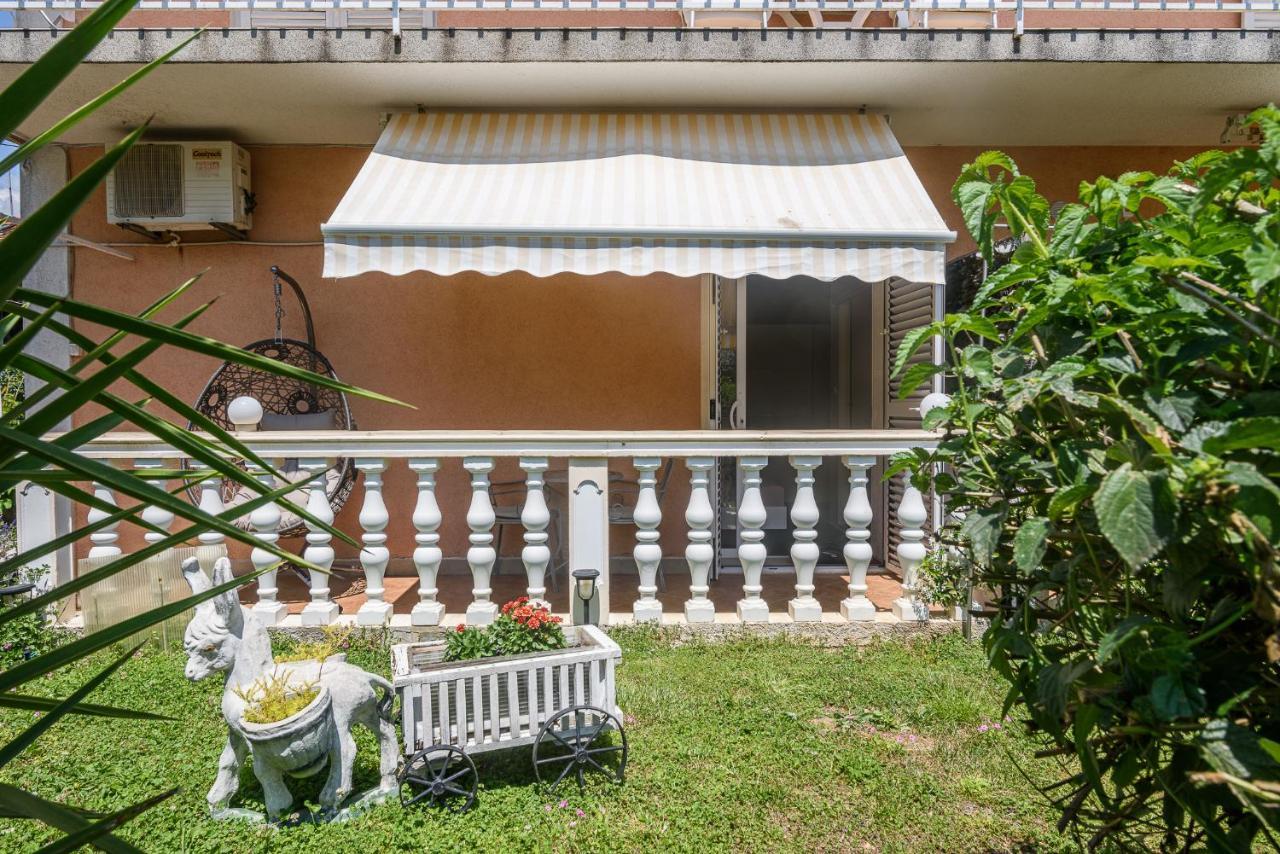 Vikeli Apartment Trogir Ngoại thất bức ảnh