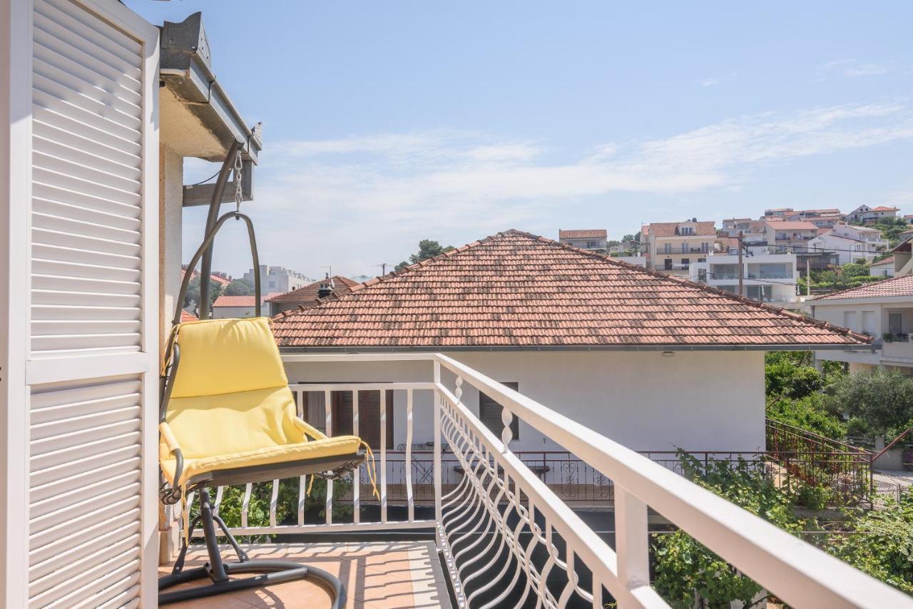 Vikeli Apartment Trogir Ngoại thất bức ảnh